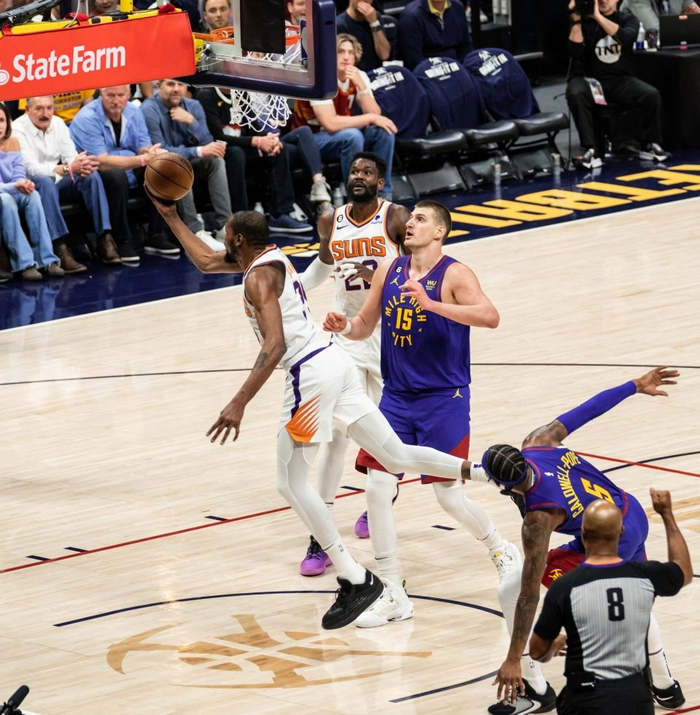 杜兰特掘金首秀表现惊艳数据亮眼展现超强适应能力