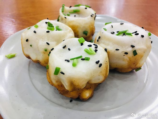 上海必吃的十大美食,哪种人气最高?|美食|鲜嫩|鲫鱼_新浪新闻