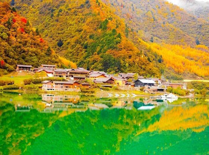 四川又一秘境小城，全国野生熊猫最多的地方，藏着多个低调仙境