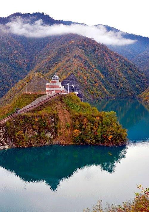 四川又一秘境小城，全国野生熊猫最多的地方，藏着多个低调仙境