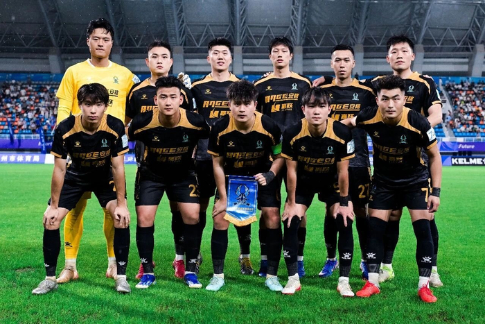 杭州临平吴越对阵大连英博比赛画面