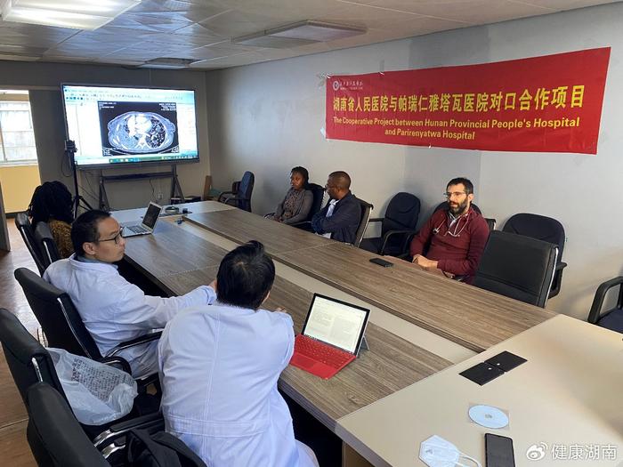 援津医疗队在中津远程医学中心举行肺部疑难病例多学科讨论（内科疑难病例会诊）天津援甘指挥部，