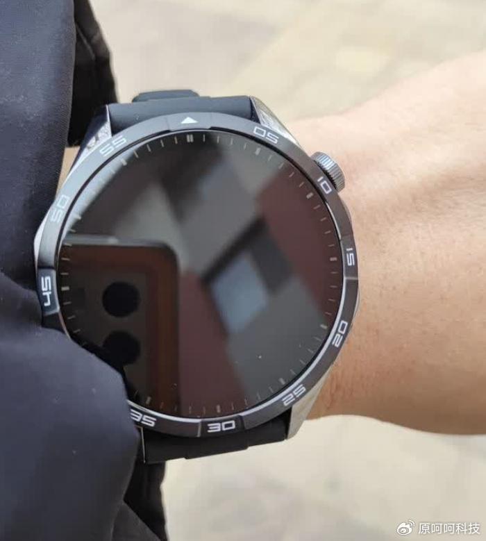 便宜的跑步手表推荐 w700d1q75cms.jpg