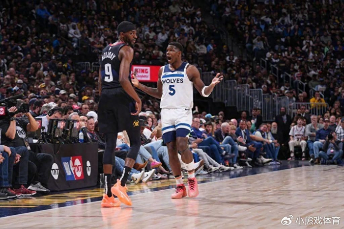 掘金逆转取胜书写赛季新篇章