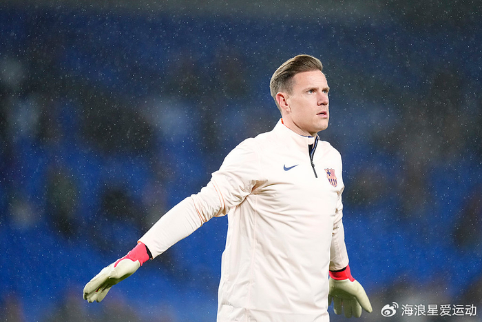 巴萨即将实现收支平衡！送走10年功勋门将，特狮租借加盟赫罗纳！