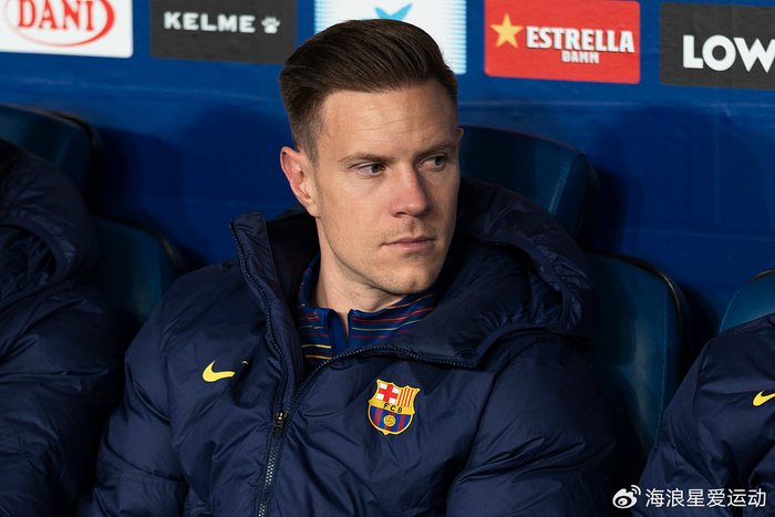 巴萨即将实现收支平衡！送走10年功勋门将，特狮租借加盟赫罗纳！