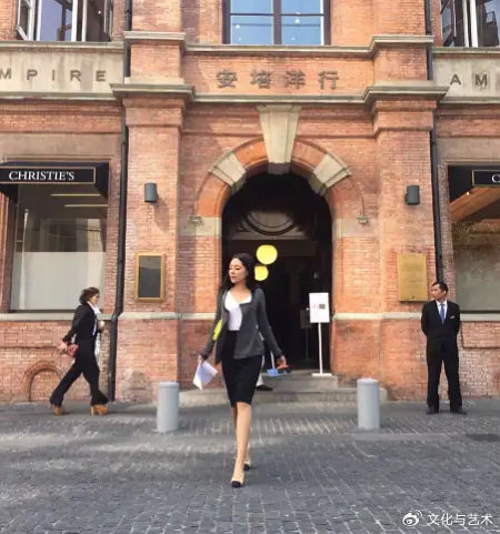 沪上最美文化推手王凯丽 岁月会特别优待自律的女人