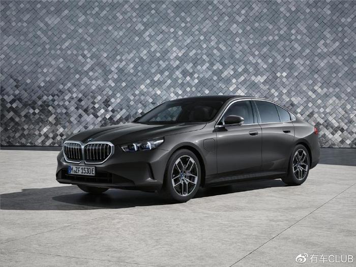 配备iDrive 8.5系统 全新宝马5系首发亮相