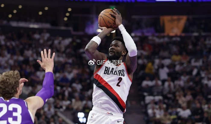 关于开拓者，请问一般多久更新？