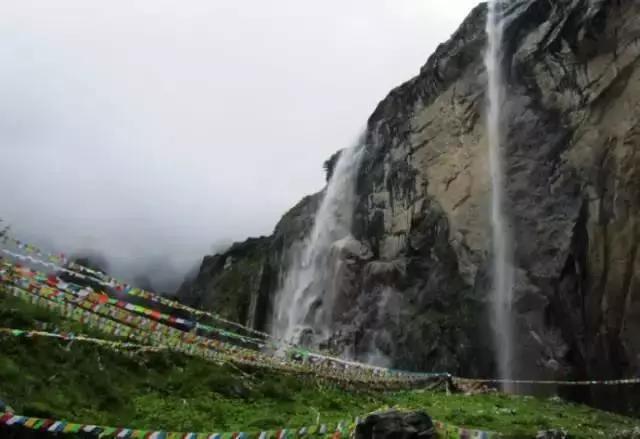 他们说绝世而独立的雨崩 是整个云南旅游之精华 你觉得呢？