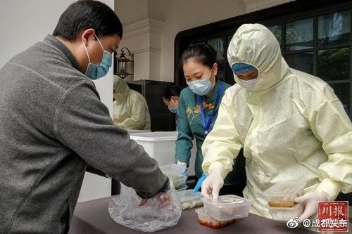 回锅肉、大闸蟹、老妈蹄花…来看看四川医疗队员疗养菜单