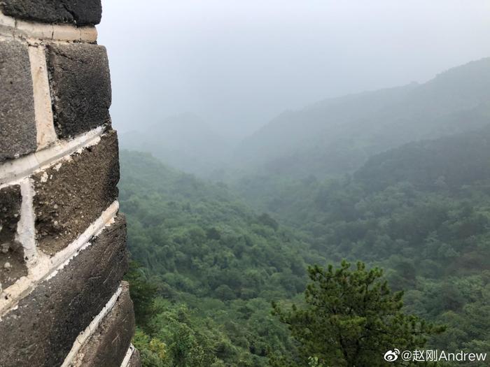 北京疫情好转，周六与家人亲友去慕田峪长城玩