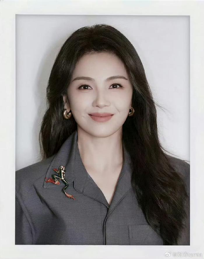 女明星撕拉片合集来啦，你最喜欢谁拍摄的撕拉片？