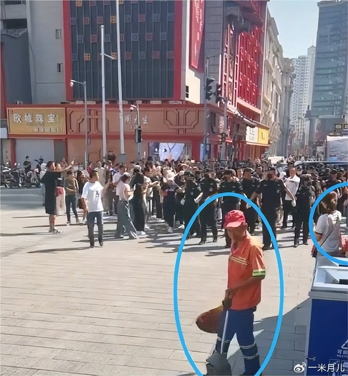 甄子丹沈阳参加活动，保安手拉手如临大敌，网友讽刺不断