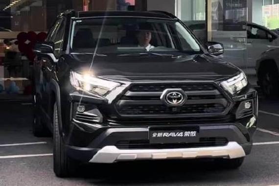 网上面都在喷的丰田RAV4为什么月销量这么高呢 很好奇都是什么人在开