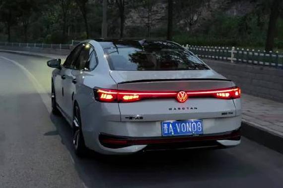 一年之内拿下这台迈腾B9对你来说没什么问题吧