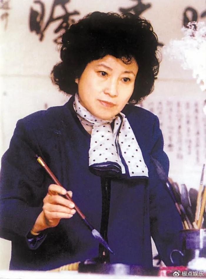 范曾娇妻徐萌_范增徐萌_徐萌伺候范曾
