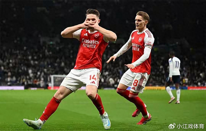 等了22年，阿森纳这次真要靠这个“冷面杀手”夺冠？