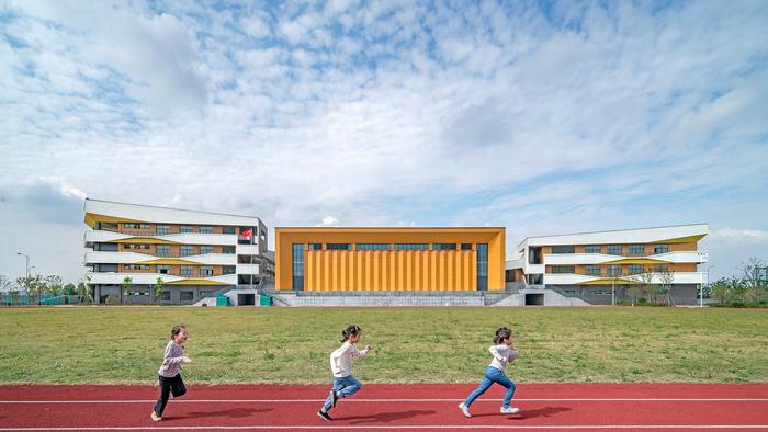 乐学大院：宁波市江北区甬江实验学校 / DC国际