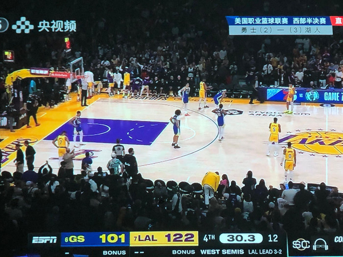 库里带队冲击胜利全程直播追踪