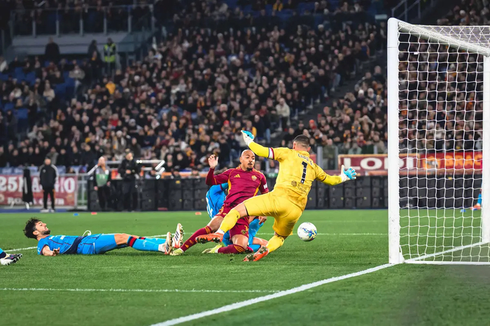 维拉要哭了！2000万弃将梅开+全场最佳，罗马捡“高级货”让尤文慌了