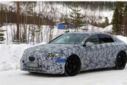 梅赛德斯-AMG C级纯电性能轿车谍照曝光，大型主动式后扰流板首现