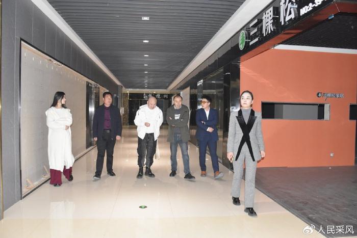 关于商场的短剧剧本,关于商场的短剧剧本有哪些
