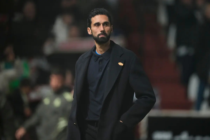 77%控球却崩盘！皇马18年主场耻辱夜，阿韦洛亚下课倒计时？