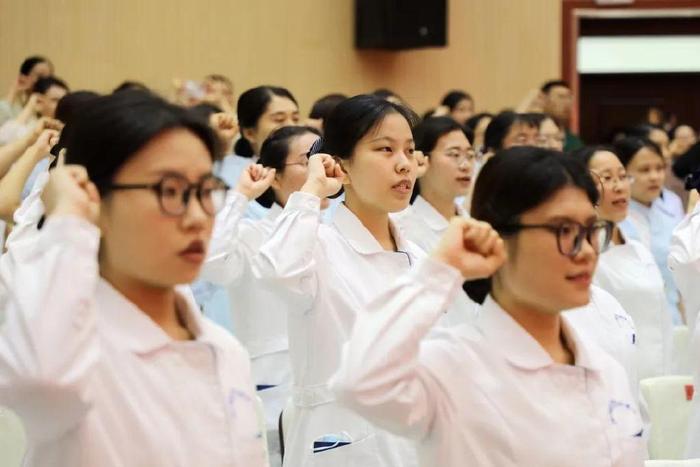 中医护士脱口秀段子视频,中医护士脱口秀段子视频大全