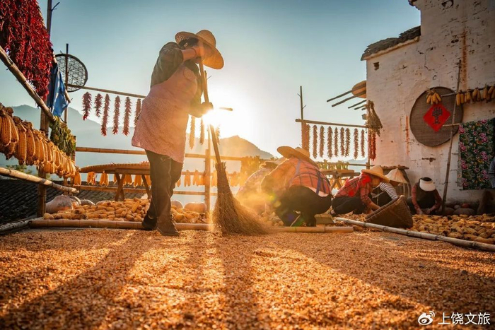 第十一届篁岭晒秋文化季回归！攻略首发，玩转世界级秋色！