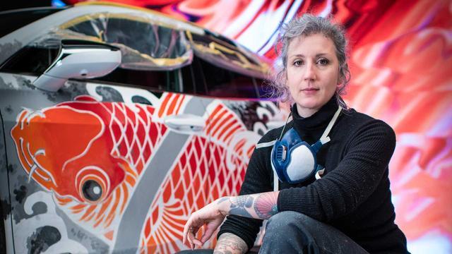 雷克萨斯花100万打造出世界上第一台纹身汽车，网友：刮了怎么办