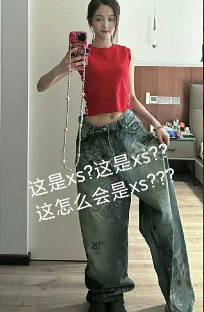 吴宣仪晒自拍照吐槽裤子太大引热议，瑕不掩瑜尺码争议成焦点