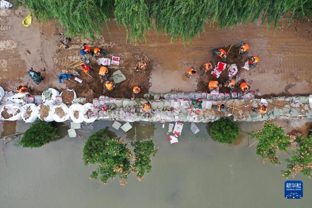 houses collapsed_houses collapsed_houses collapsed