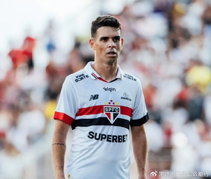 奥斯卡后悔吗？10场造6球无缘巴西队，还被欠薪3个月，或重返海港