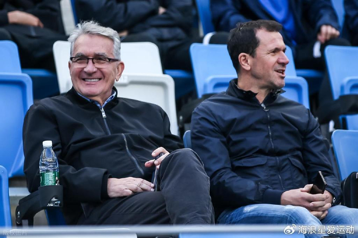 3000球迷前往印尼，国足锋线一高一快组合！伊万：充满信心！