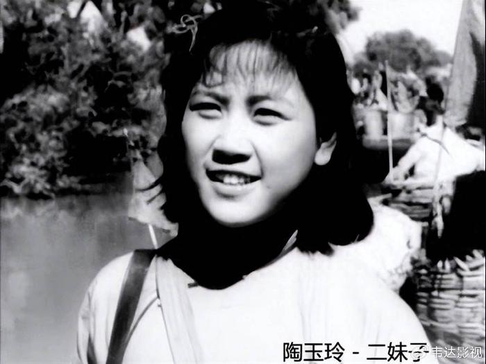 演员陶玉玲:女儿死亡,和丈夫共患有4种癌症,却一直活得很洒脱