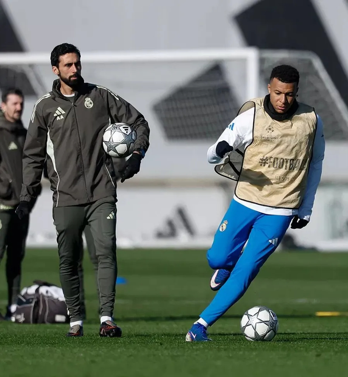 皇马大名单：姆巴佩战老东家！居勒尔成为球队中场组织者