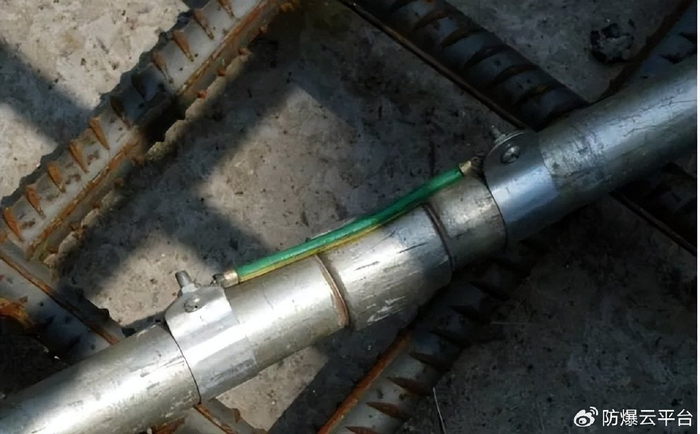 百科知识:静电“蜇人”有危险吗?...