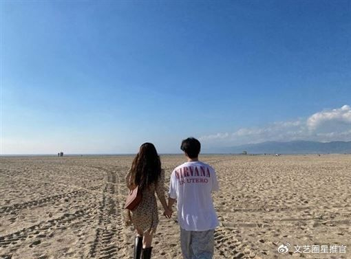 泫雅认爱有迹可循!约会铁证曝光,原来早恋爱了,知情人揭内幕