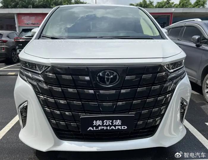 加价20万,不坑穷人的新一代丰田埃尔法来了,加多少都不缺人买
