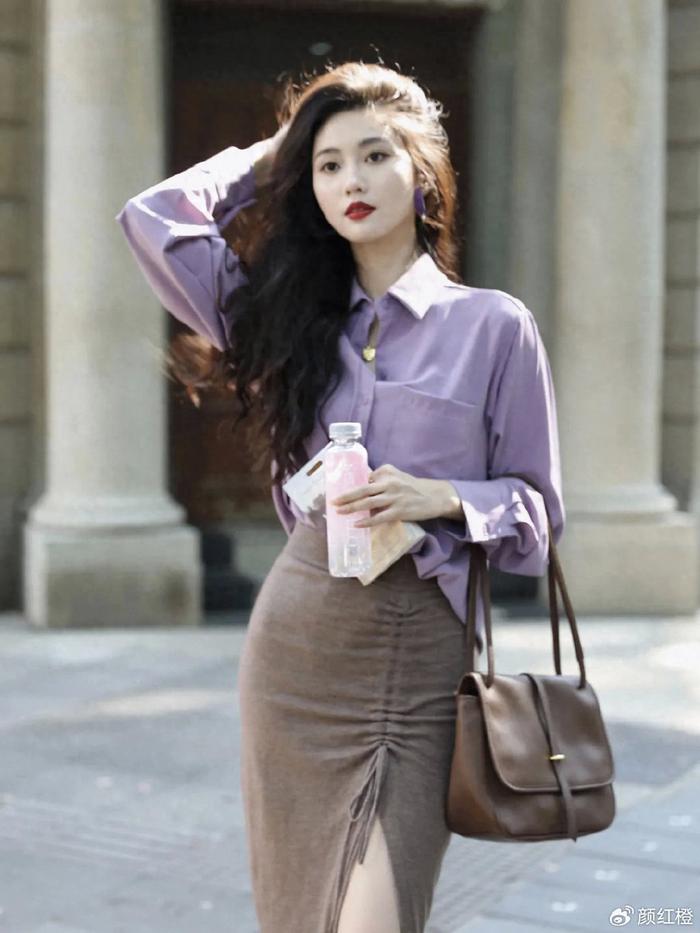 风衣排行榜_秋天外套不需要买太多,有品位的女性准备好了这四款,高级又得体