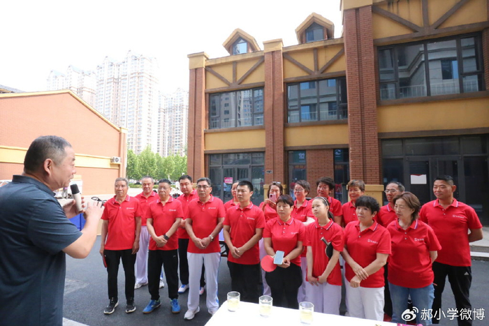 以球会友展活力乒乓球友谊赛点燃健身热潮摄影纪实