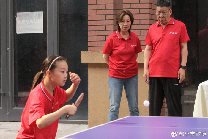 以球会友展活力乒乓球友谊赛点燃健身热潮摄影纪实