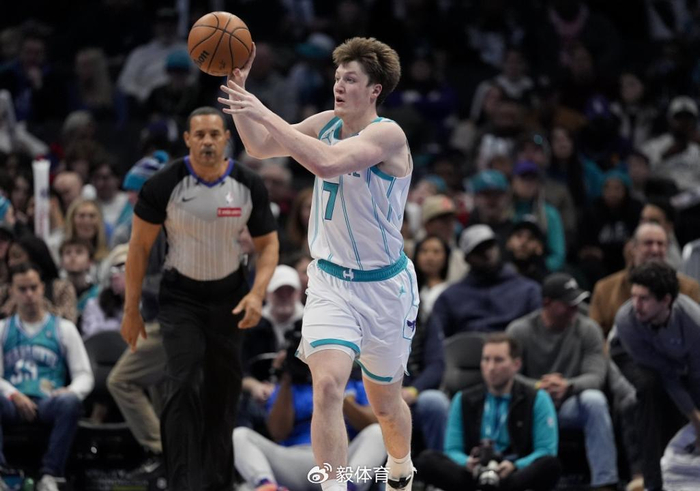 米勒你太狠了，23岁打成联盟第一，提前锁定2.5亿，三球要让位了