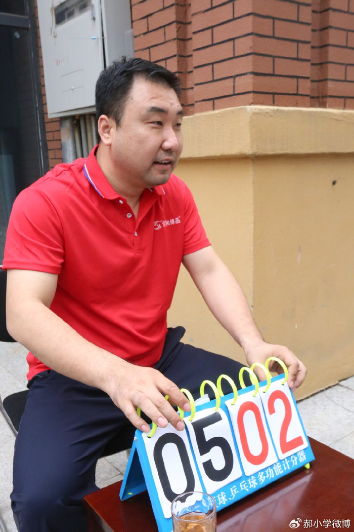 以球会友展活力乒乓球友谊赛点燃健身热潮摄影纪实