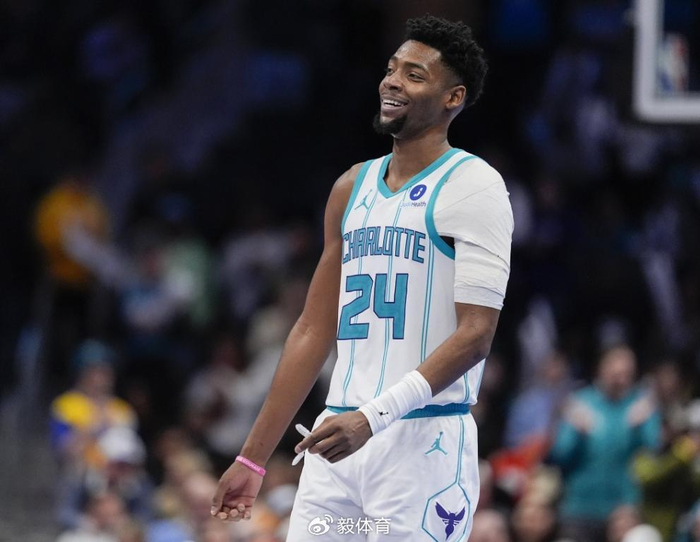 米勒你太狠了，23岁打成联盟第一，提前锁定2.5亿，三球要让位了