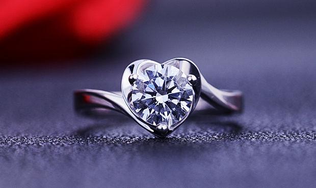钻石的价格是多少？普通人能买钻戒吗？需要准备多少钱？