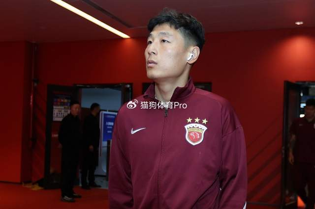 百场里程碑推迟，武磊因伤退出国家队！补招蒯纪闻的声音大