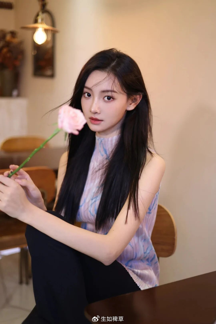 从NBA直播间到修仙百草园：金佳悦的“跨界”，是蓄谋已久的升仙