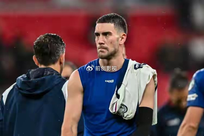 免签大馅饼？巴萨盯上尤文神锋，2200万年薪他敢要，巴萨敢给吗